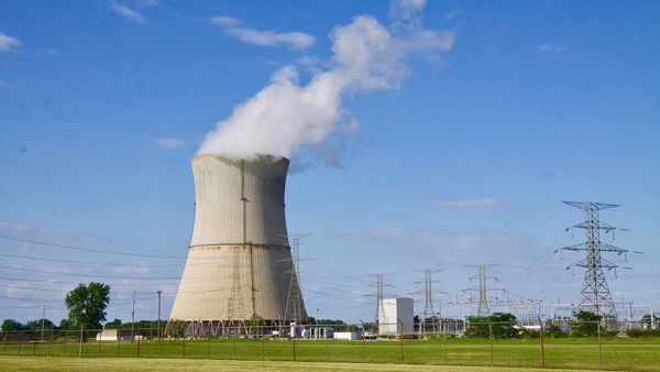 Nuclear power station on the shores of Lake Erie in Ohio.